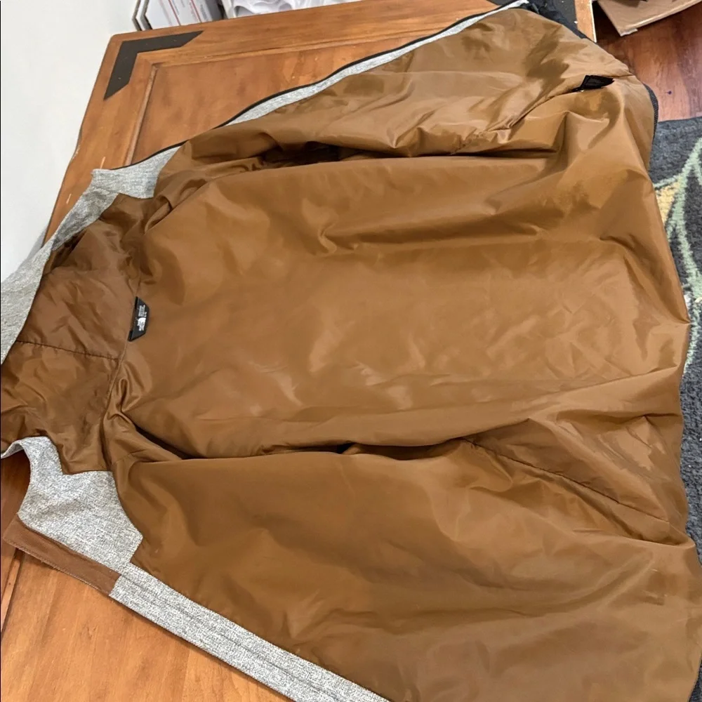 The North Face Millerton Gray and Black Performance Jacket Size XL